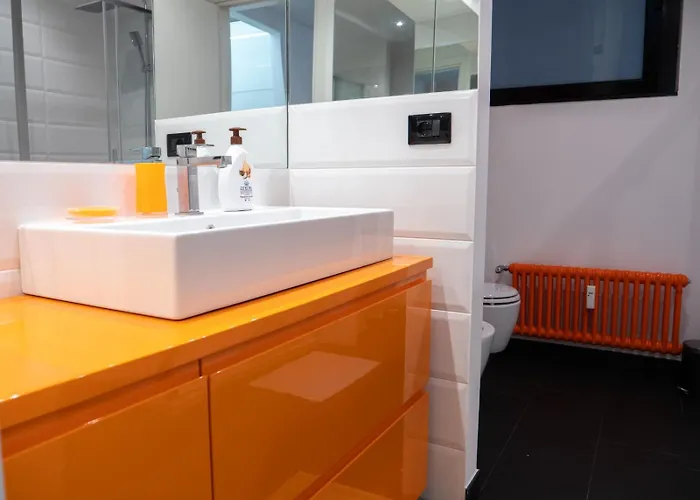 Conca D'oro Colors - Metro & Wi-fi Apartment
