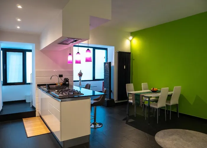 Conca D'oro Colors - Metro & Wi-fi Apartment *